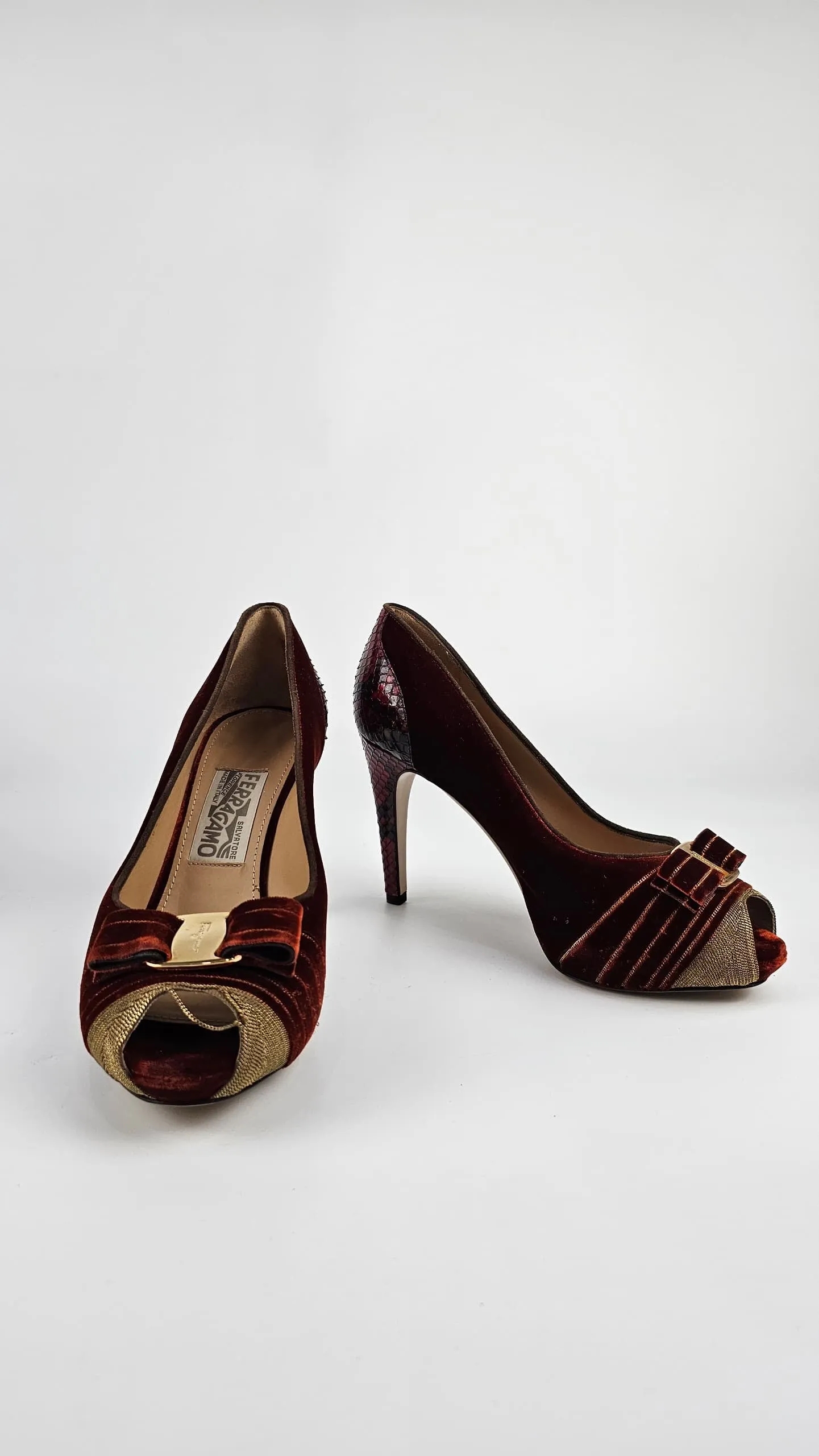 Bordeaux Fondente Toy Peep Toe Pumps