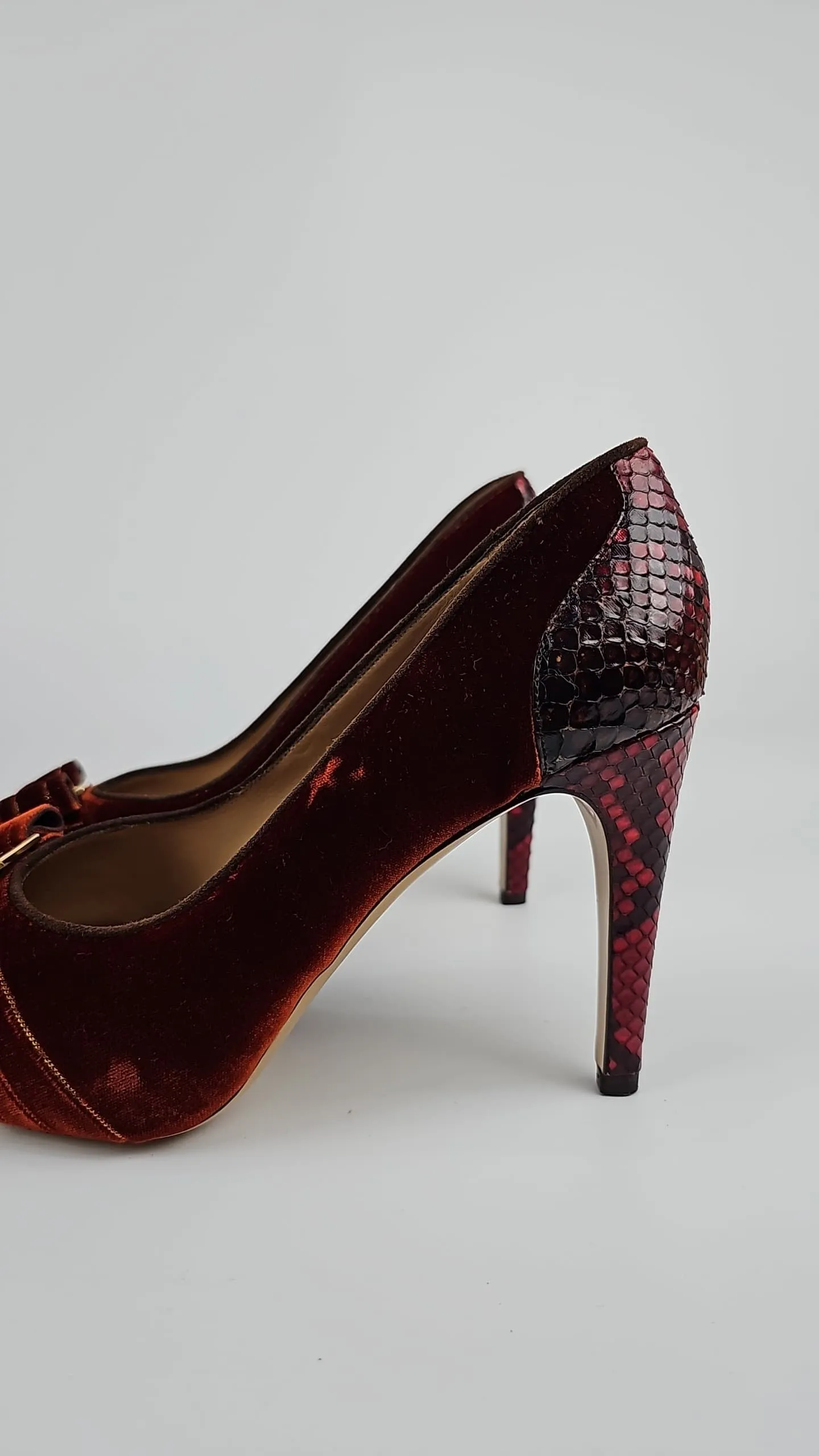 Bordeaux Fondente Toy Peep Toe Pumps