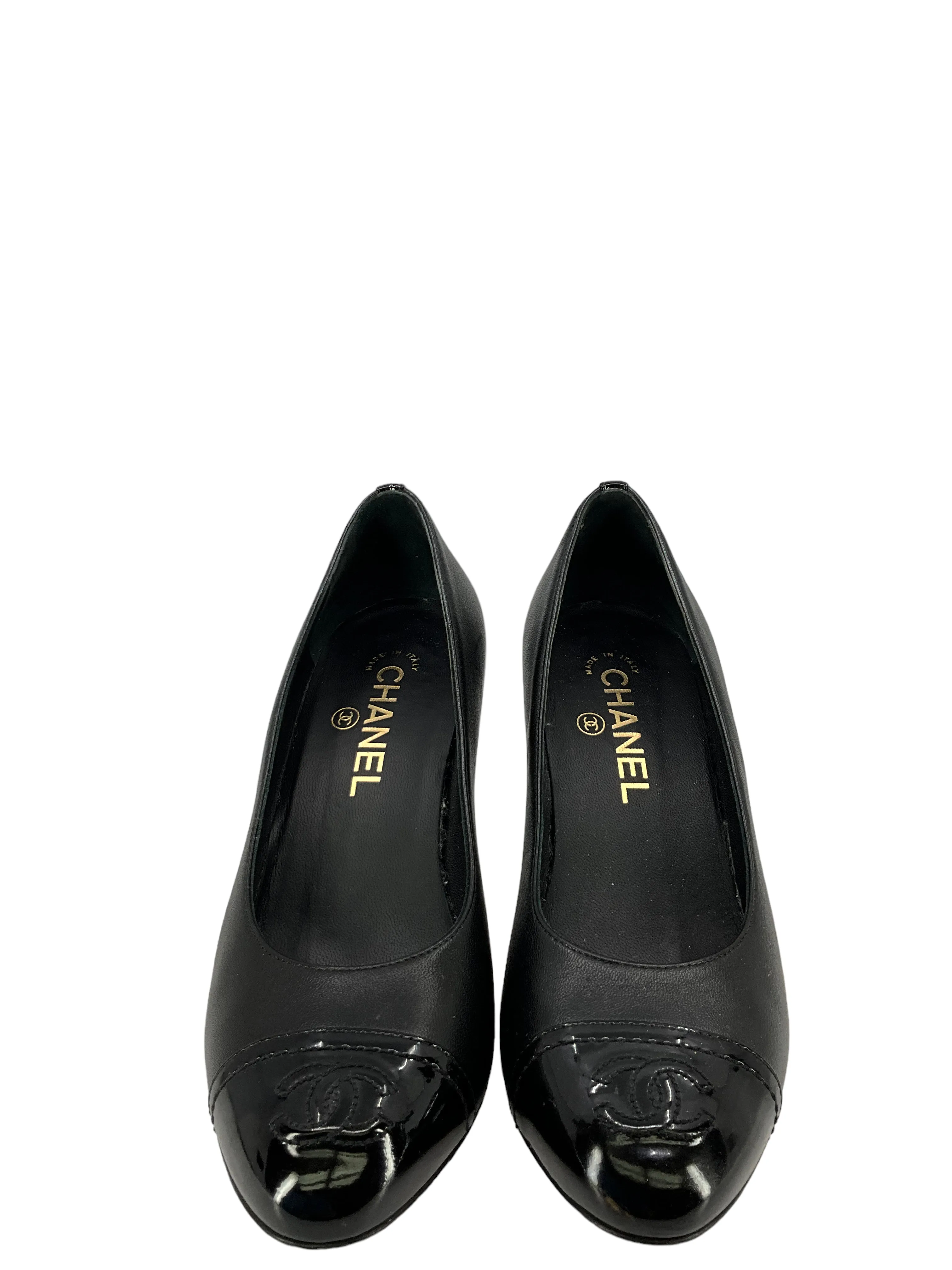 Chanel Black Lambskin Pumps With Patent Leather CC Size 6.5