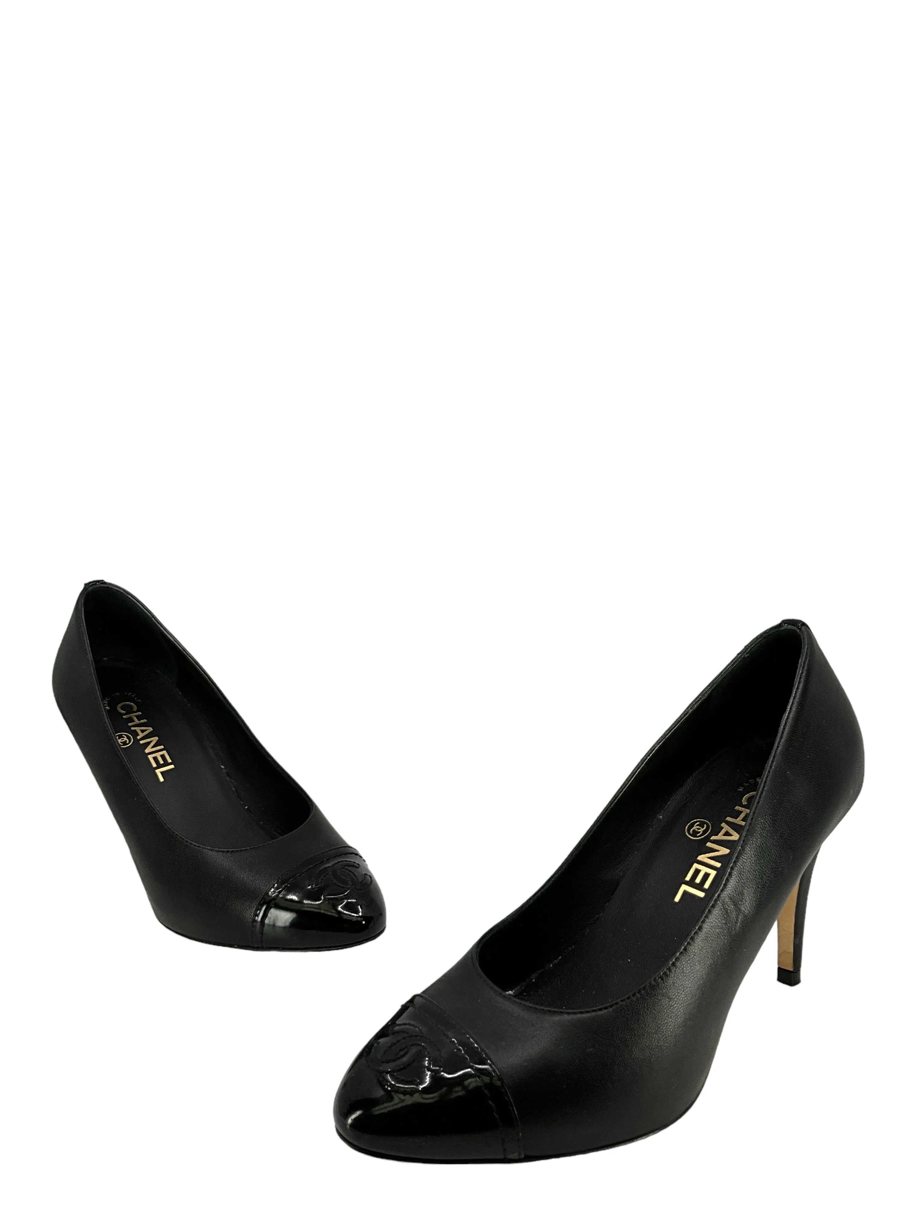 Chanel Black Lambskin Pumps With Patent Leather CC Size 6.5