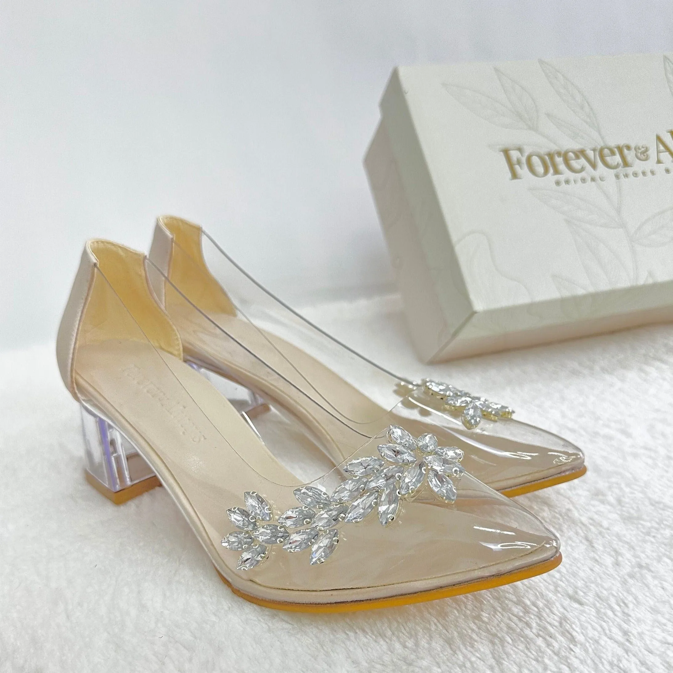 Cindy - Cinderella Shoes Low Beige Heel