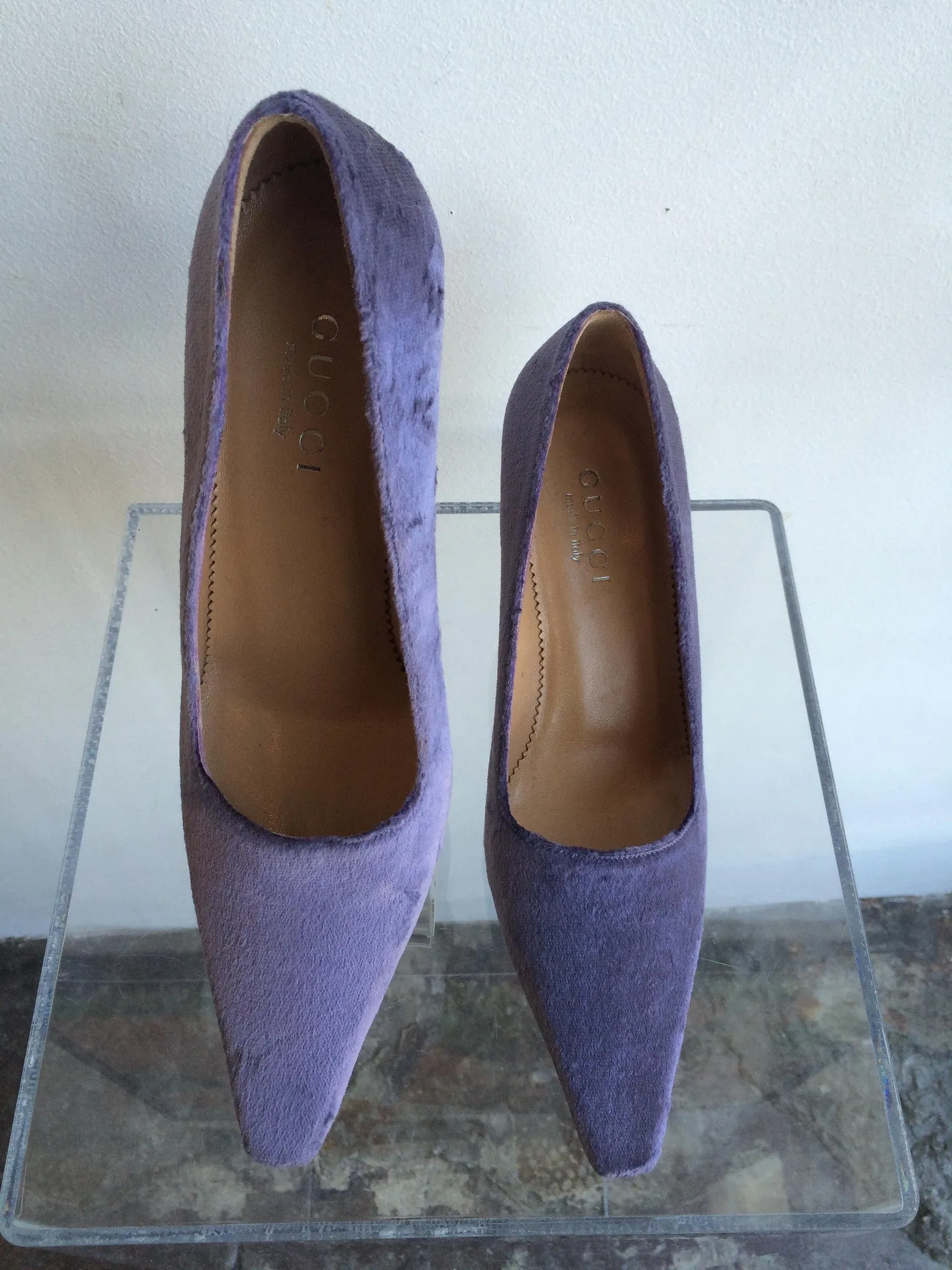 Gucci Lavender Velvet Pumps Never Worn