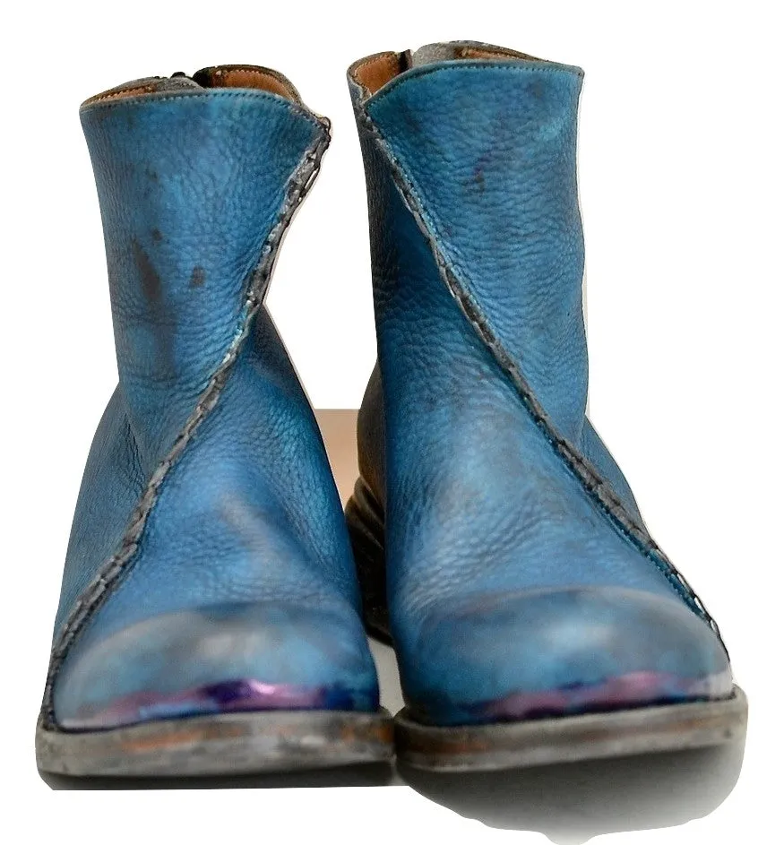 Zip back boot  |  cobalt blue yak